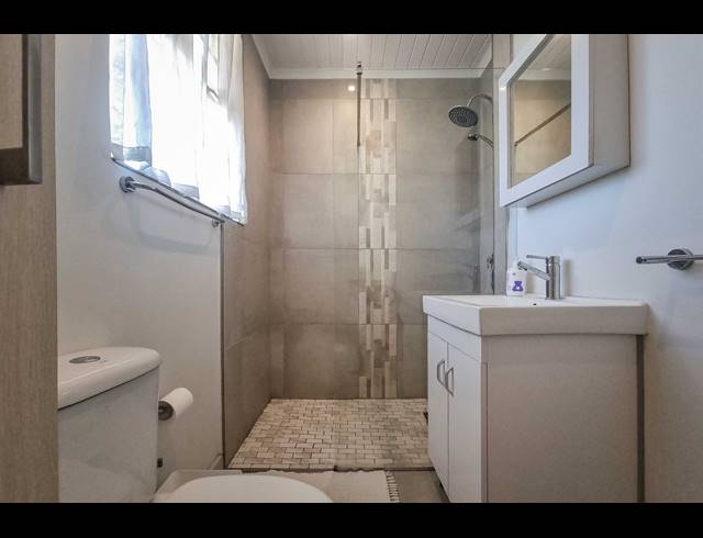 1 bed property to rent in CAPE TOWN CITY CENTRE